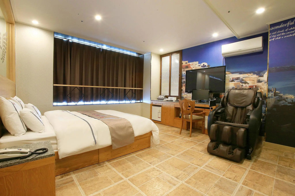Business Design Hotel LUV