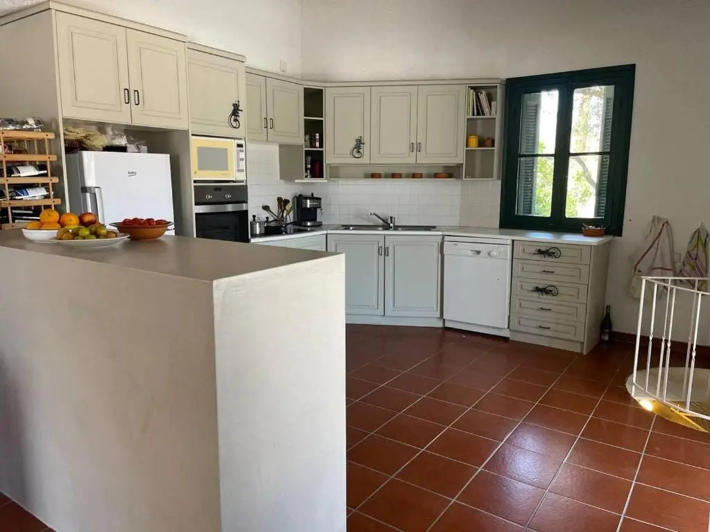Charming two Bedroom Fisherman's House on Kea