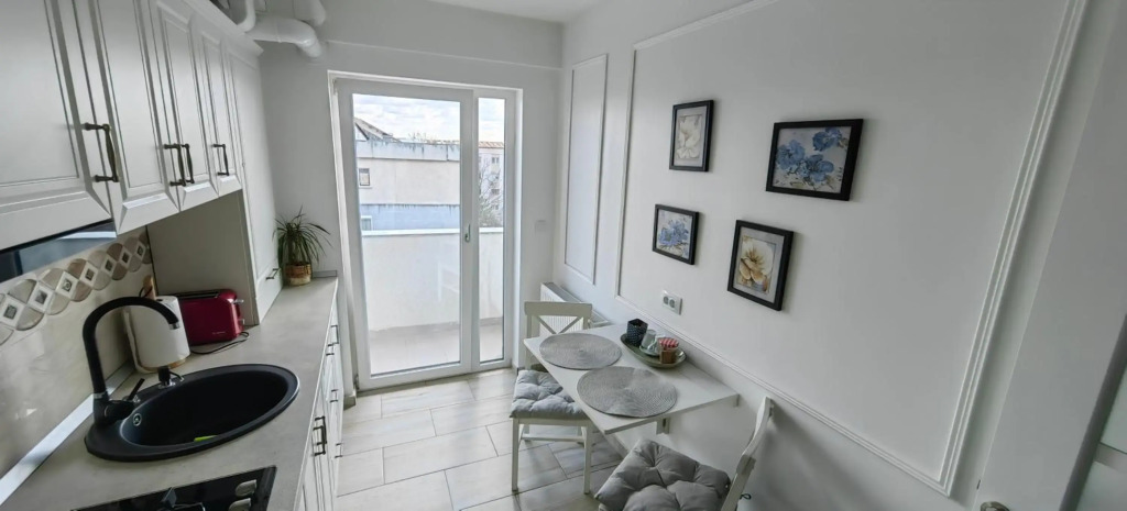 Apartament 1 Mai bloc nou-Self check-in plata cash