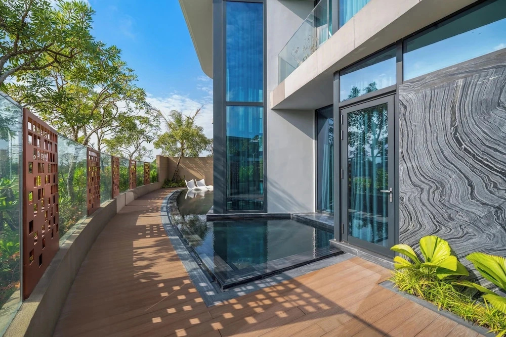 Regal Villas