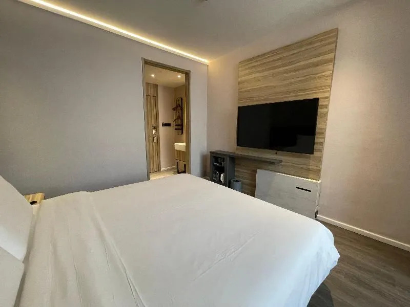 Hanting Hotel (Yonghe Palace Heping Metro Station
