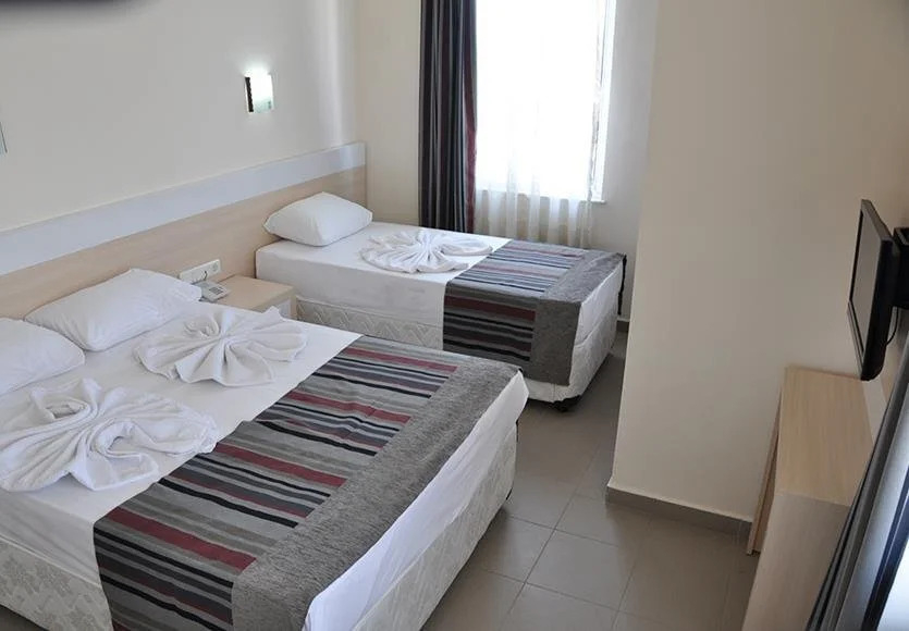 B2b Senza Inova Beach Hotel