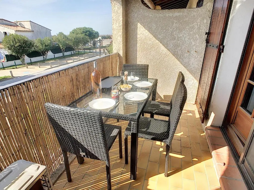 Superbe Duplex aux Saintes terrasse plein sud 3***