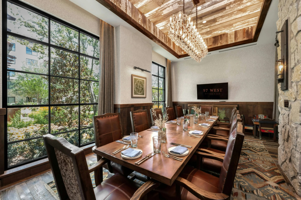 Hotel Drover, Autograph Collection