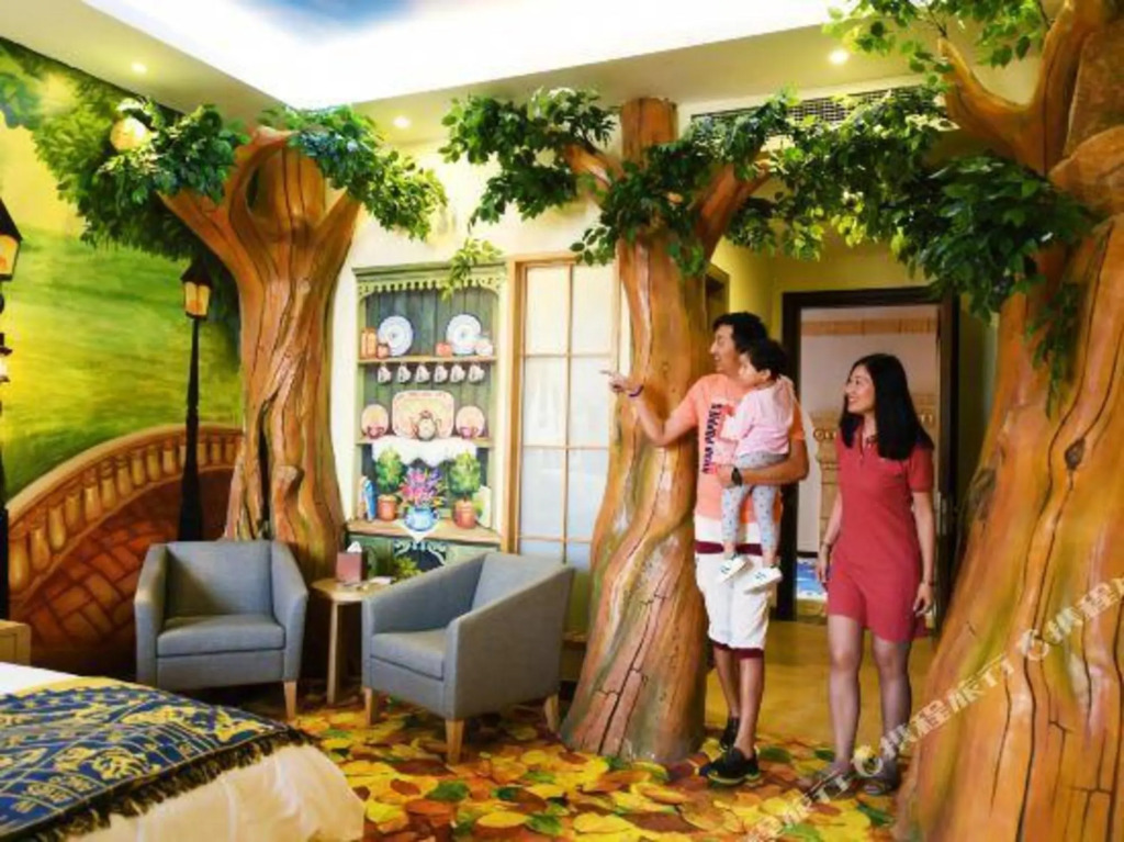 Knight's Hotel Europark Resort