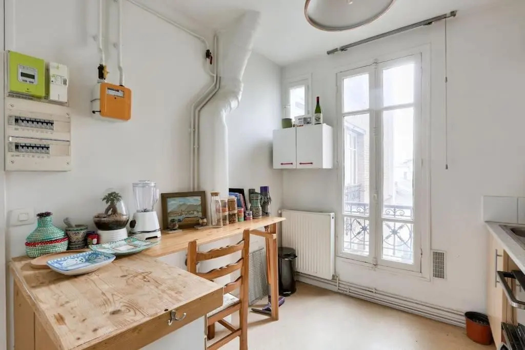 Lovely apt a stones throw from Montmartre
