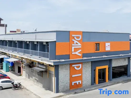 Paly Pie Hotel