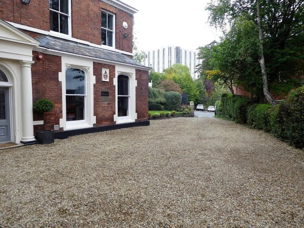The Thoresby at Claremont Serviced Apartments