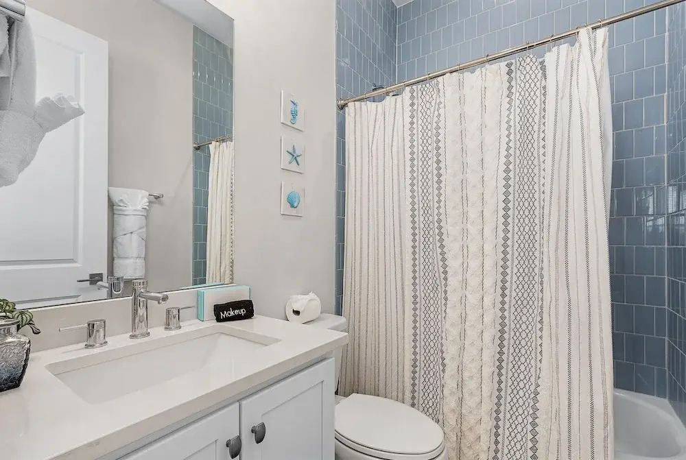 209 Seabreeze Escape: NEW Spacious 5-Bedroom Pool Home 5 Home
