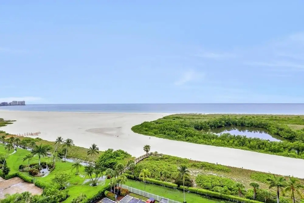 Seaview Condo #61505