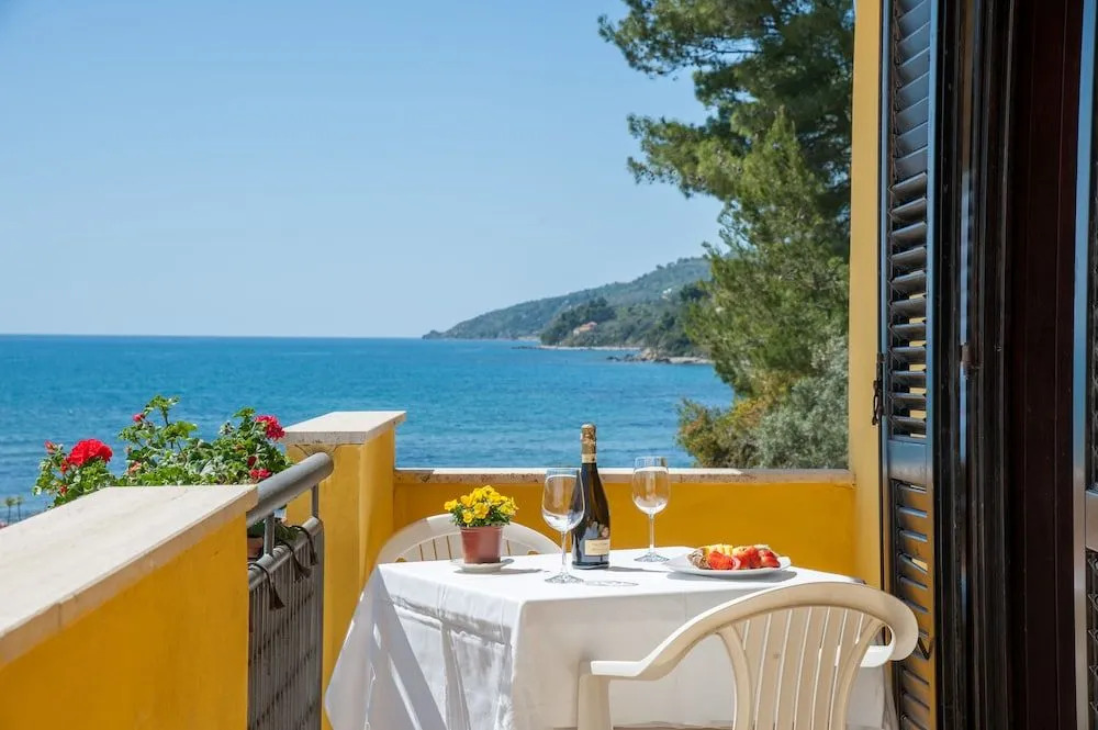 Hotel Il Porto