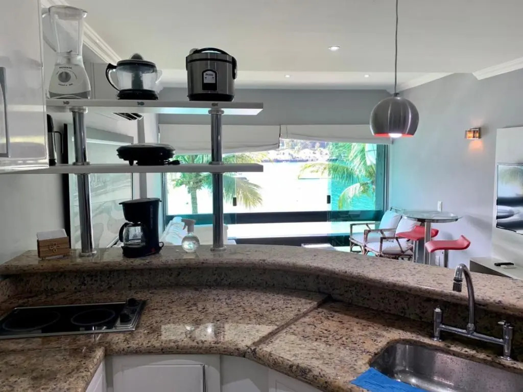 Apartamento Angra vista para o mar