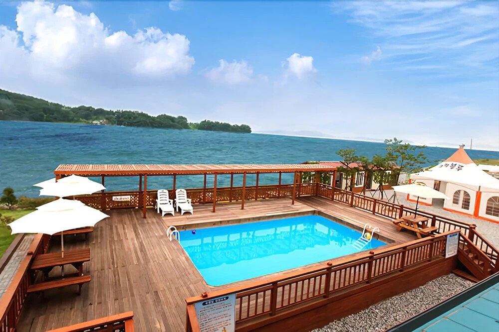 Ganghwadole Grandbleu Pension