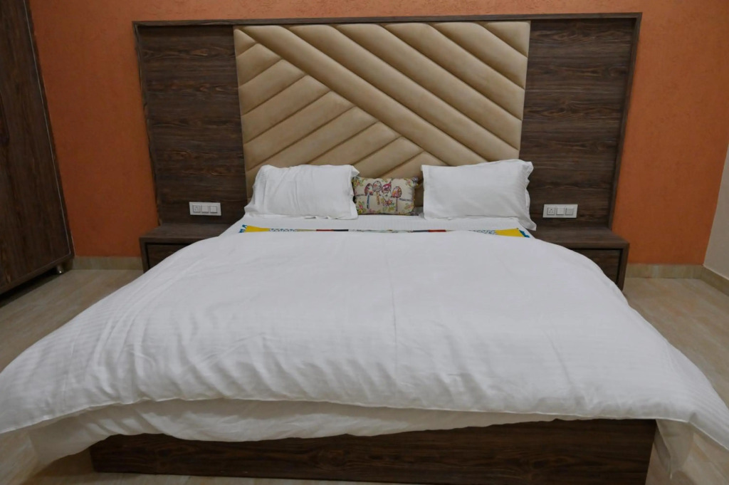 Ideal Home stay