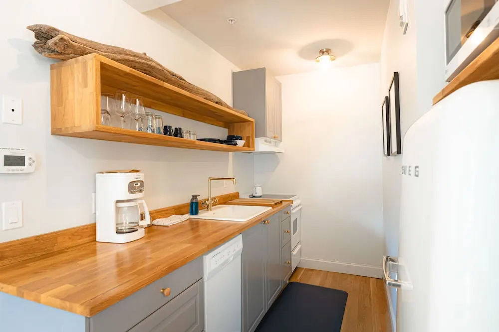 GREAT ISLAND INN - A Modern Boutique Hotel