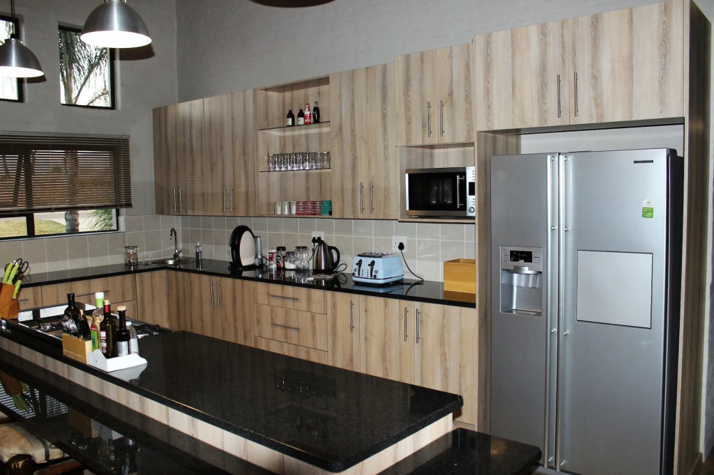 Ibis Way Guest House