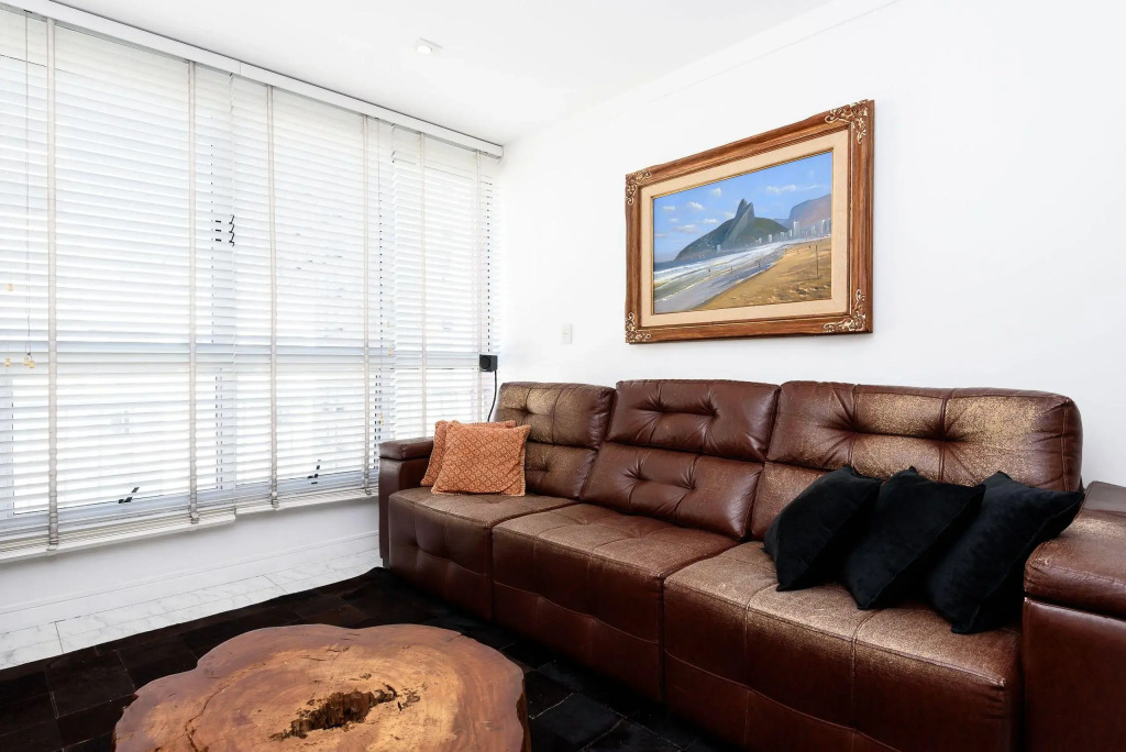 3 quartos a 200m da Praia de Ipanema | VP 220/801