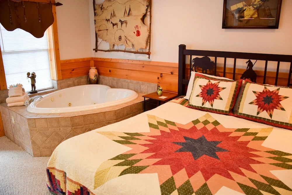 A PAINTED PONY - 1 Br Cabin
