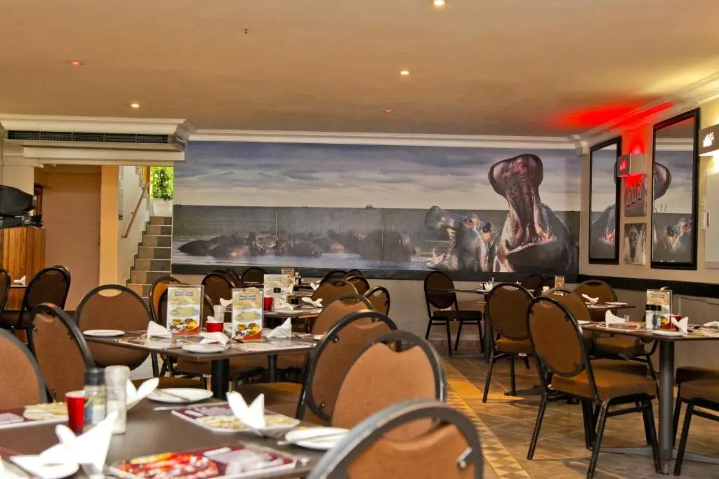 Elephant Lake Hotel