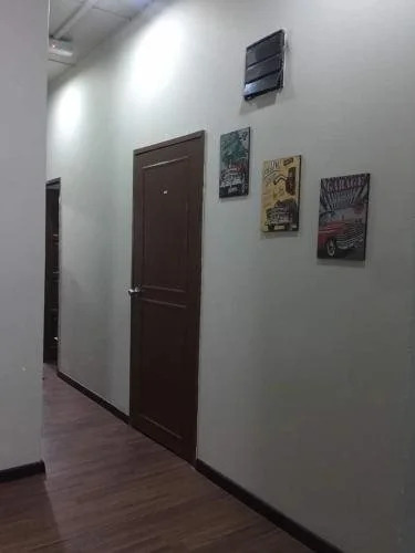 R&R Budget Inn - Hostel