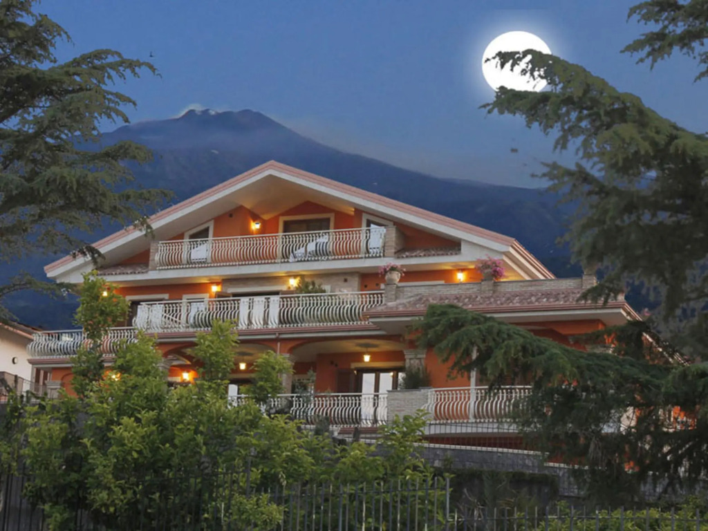Etna Royal View - Camera Superior