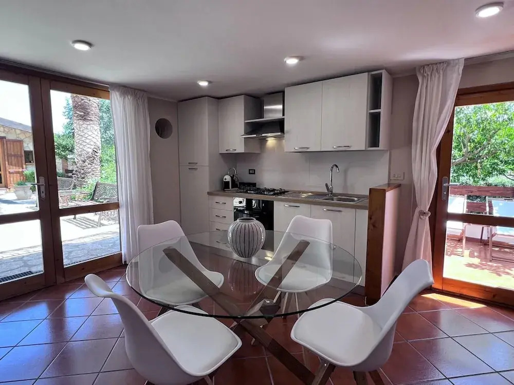 Charming Holiday Home Near Sea