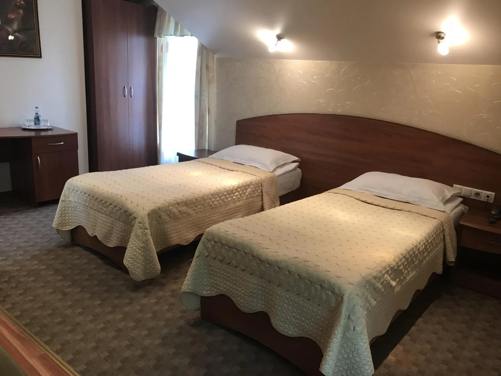 Гостиница Крон