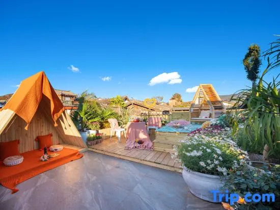 Yuyan Pavilion•Ancient City Panoramic Sky Garden Viewing Beauty Inn