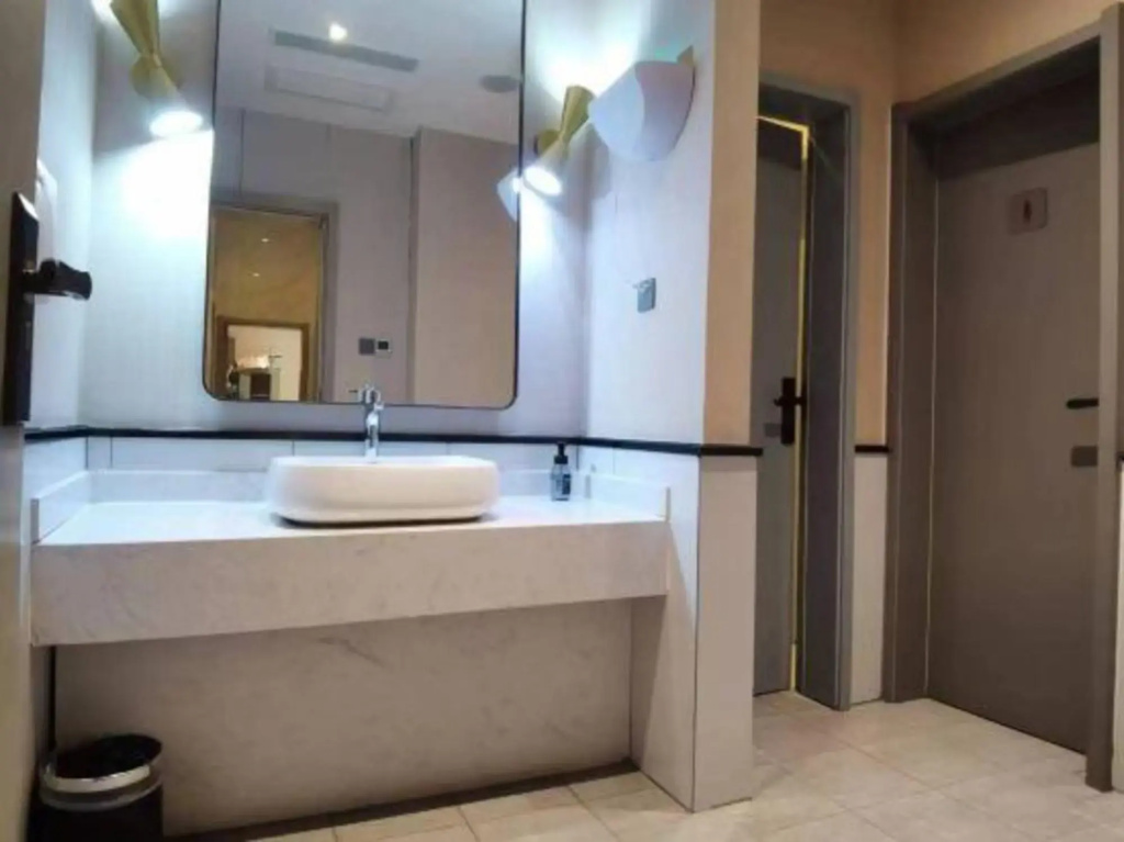 Chenyi Yijing Hotel (Yulin Railway Station Wenhua Road Branch)