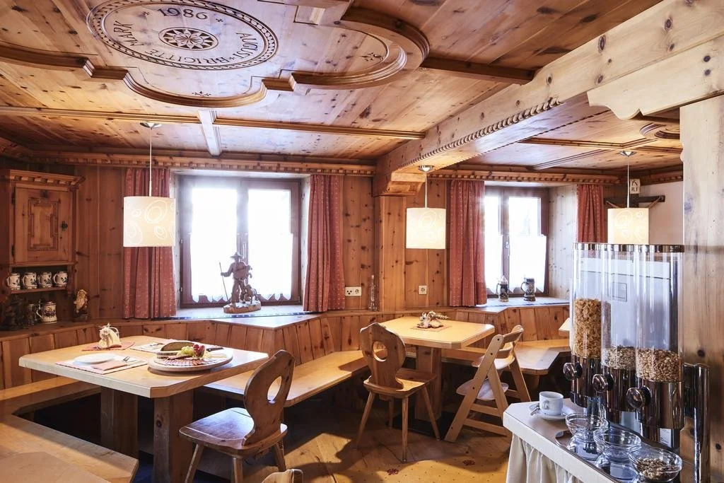 Tirolerhof - Appartementhaus