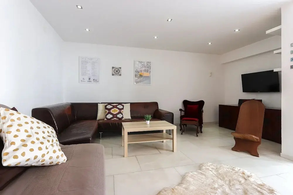 Almirante Terrace by Homing