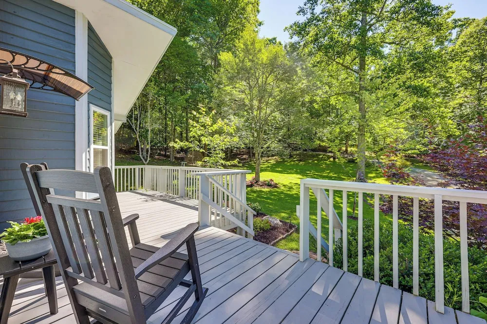 Hot Tub, Fire Pit: Family-friendly Murphy Home