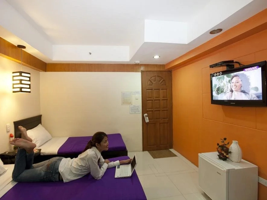 Valleyfront Hotel