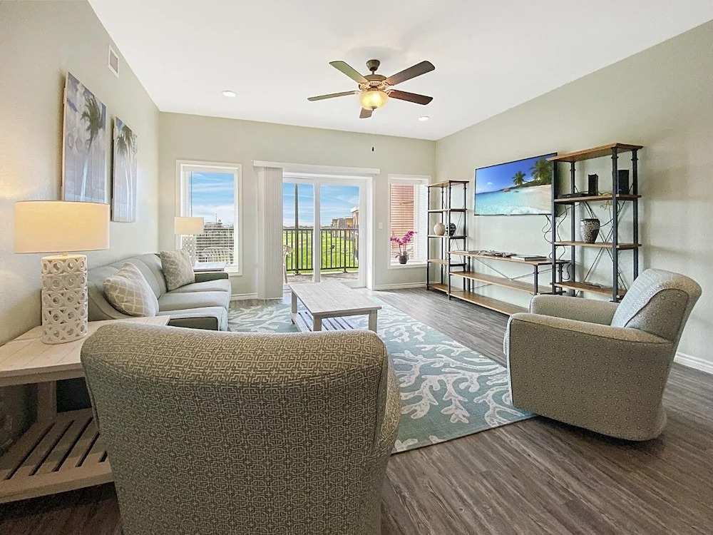 Island 44 3 Bedroom Condo