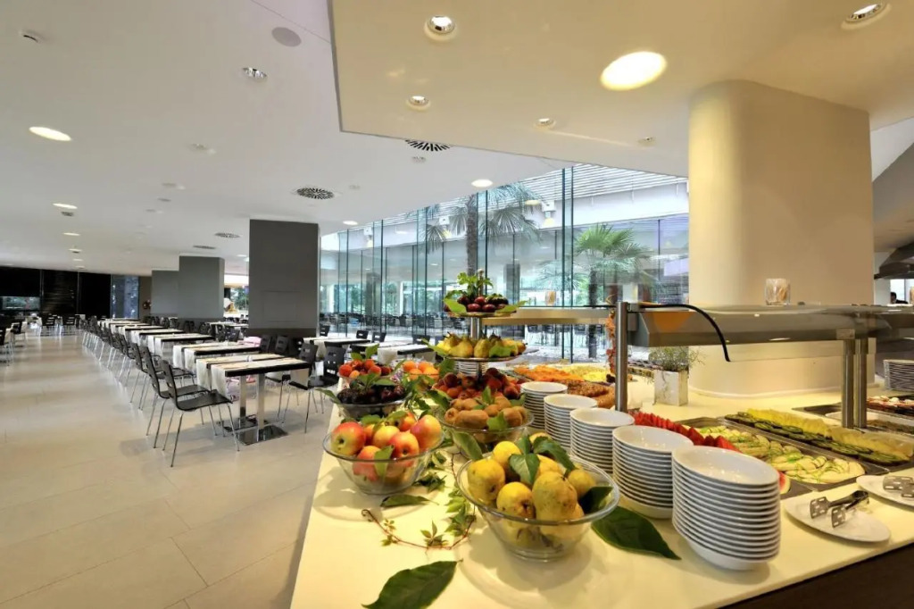 Hotel Mediteran Plava Laguna