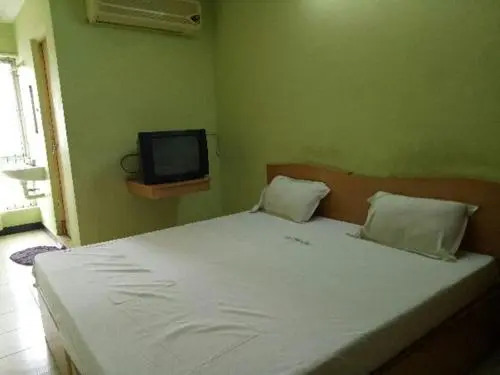 Sri Annapoorna Lodge
