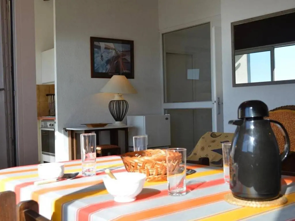 Appartement Cap d'Agde, 3 pièces, 6 personnes - FR-1-249-38