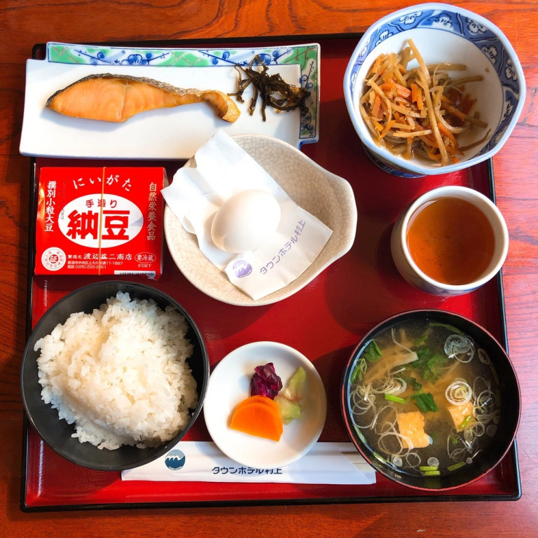 Town Hotel Murakami