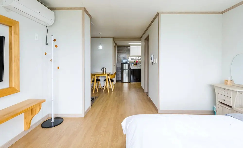 Seogwipo Donnaeco Pension