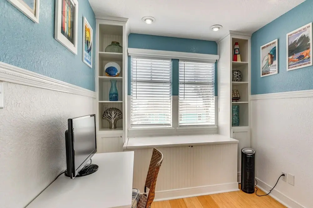 Ocean Views: Pet-friendly Surfside Beach Gem