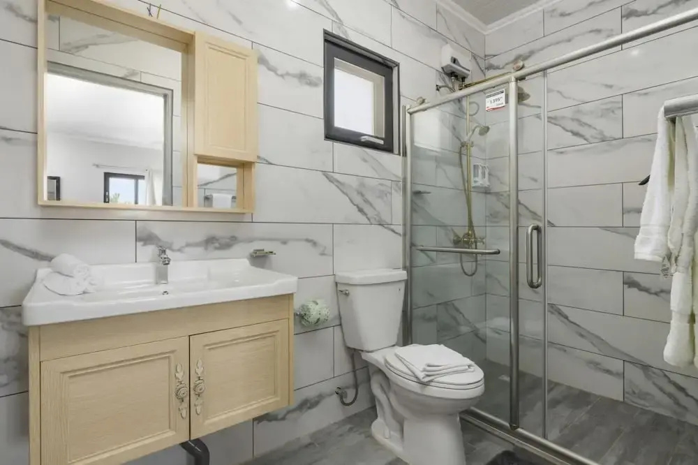 NEW 4br4ba Villa Across of Palmbeach w Pvt Pool