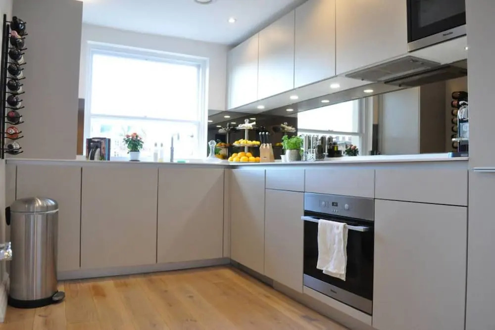 2 Bedroom 2 Storey Flat in Perfect Location