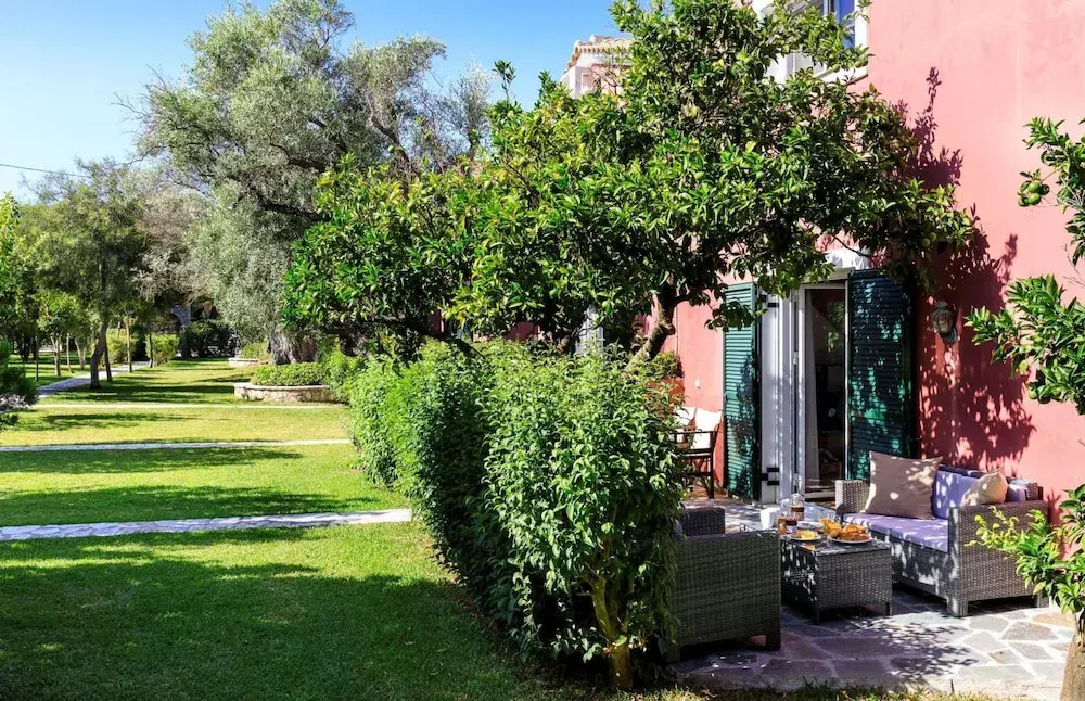 Mousses Villas - Erato - Detached Two-bedroom Villa With Access to Childcare Facilities