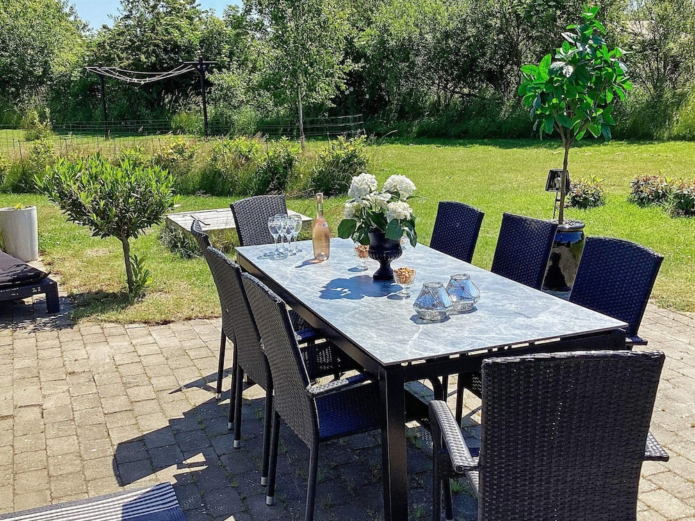 8 Person Holiday Home in Vaeggerlose-by Traum