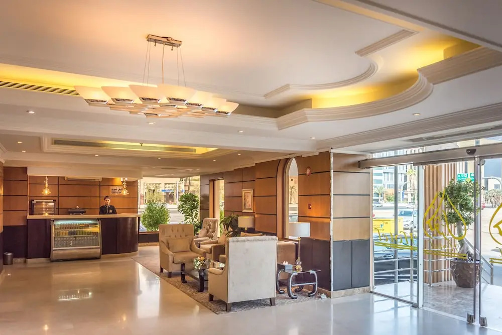 Al Muhaidb Residence Al HAMRA - Economic