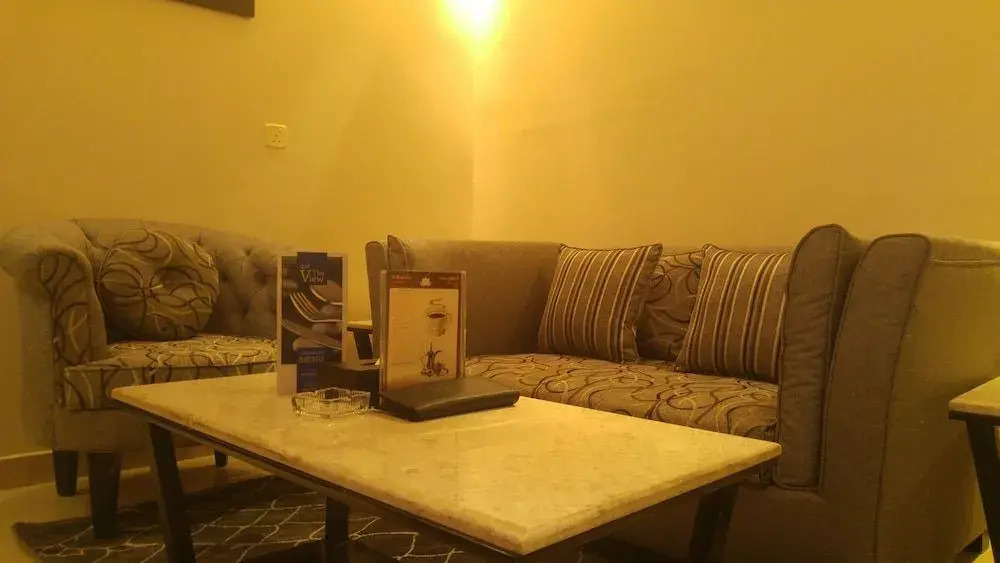 Al Muhaidb Residence Al Takhasossi 2 - Economic