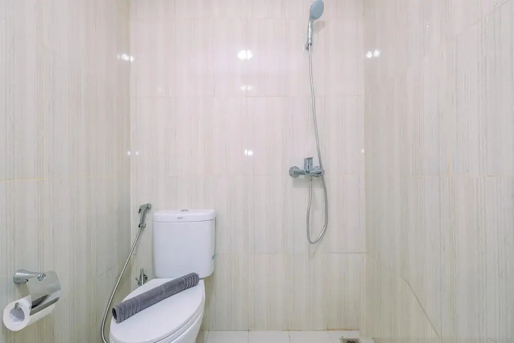 Homey 2BR Sentul Tower Apartment near SICC