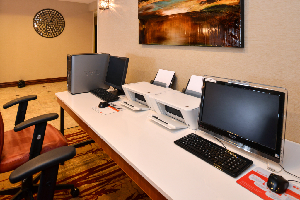 Holiday Inn Express Hotel & Suites Cherry Hills by IHG