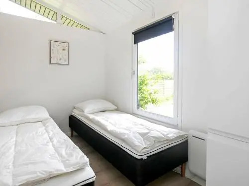 Holiday Home Lien