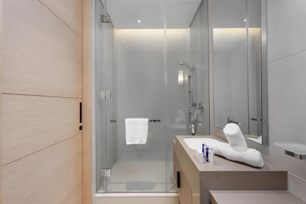 Maison Privee - Lavish Apt w/ Stellar Ocean Views in Address JBR